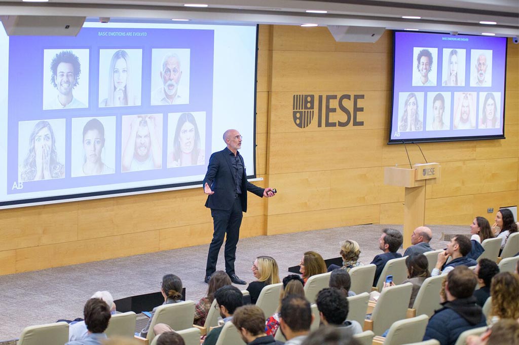 Arthur Brooks en una sesión del IESE.