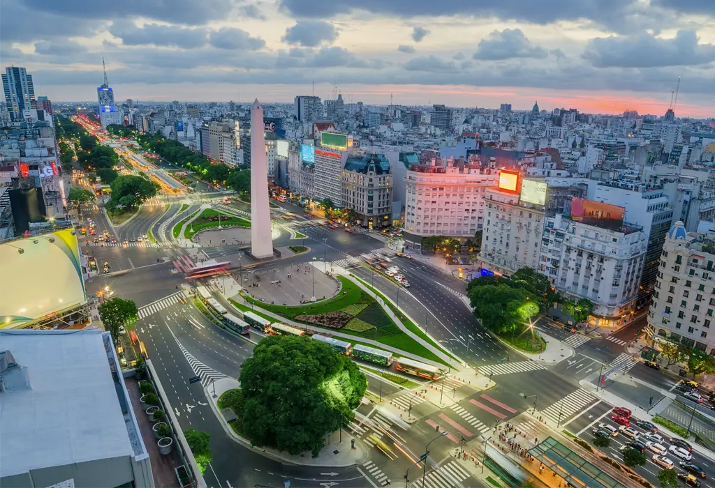 Las cinco claves de la Argentina de Milei que todo inversor debe conocer