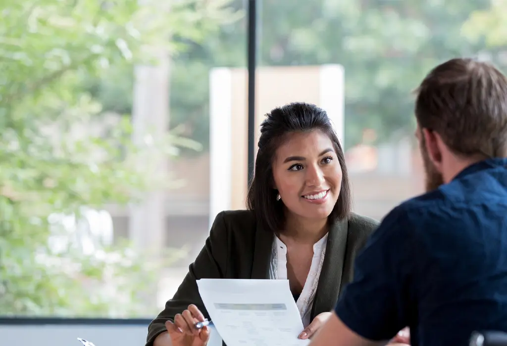 ¿Buscas empleo? 5 reglas para que la IA no descarte tu currículo