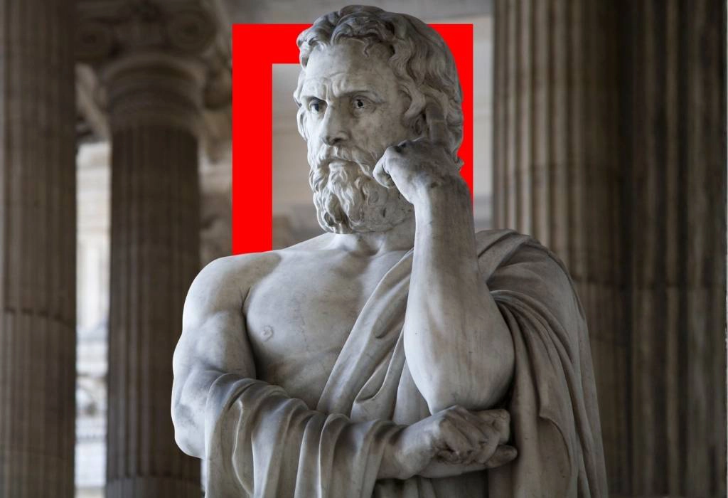 Escultura clásica con gesto pensativo