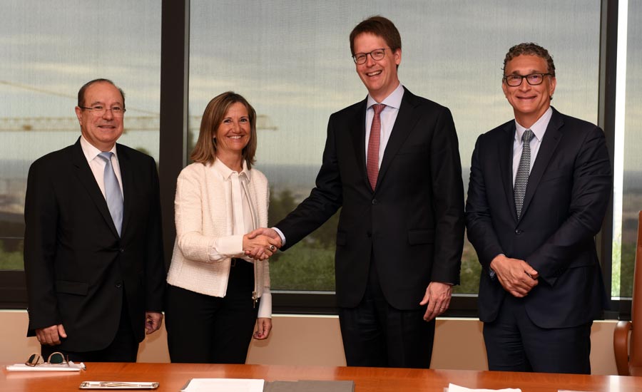 Novartis y el IESE firman una Cátedra sobre Excelencia Operativa en el Sector Salud