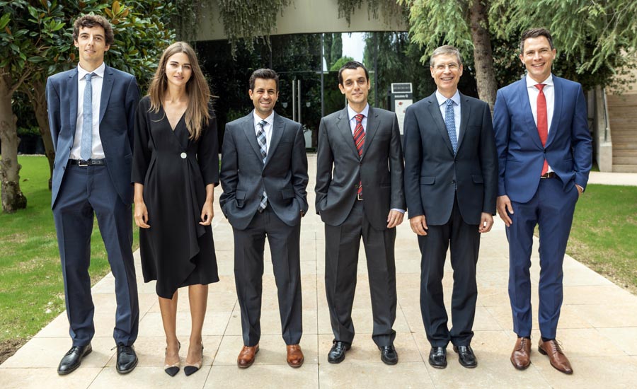 Seis profesores se incorporan al claustro del IESE