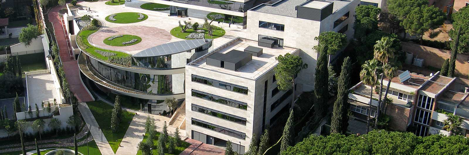 Preguntas frecuentes (FAQs) Campus de Barcelona | IESE Business School