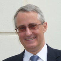 Simon Webster, Chairman (Reino Unido)