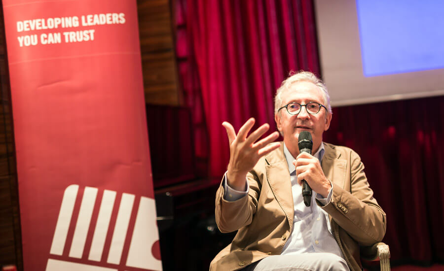 Franck Riboud: "El 90% de la dirección es emocional"