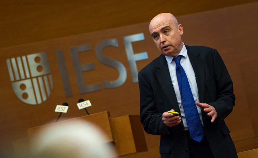 Josep Valor | IESE Business School