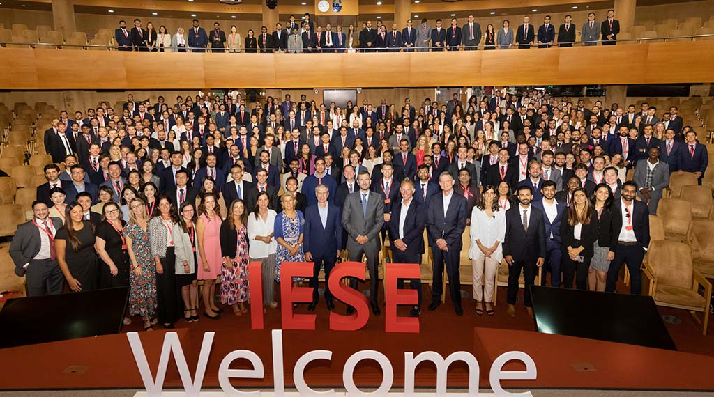 El MBA y el MiM del IESE arrancan este año con récord de mujeres en el aula