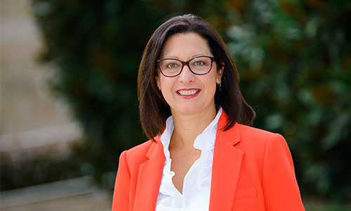 Género y brecha salarial: Marta Elvira en <em>Nature Human Behaviour</em>