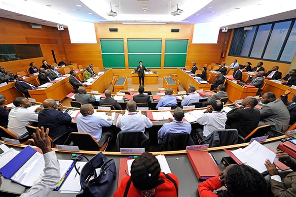 https://www.iese.edu/es/wp-content/uploads/sites/2/2026/02/Desarrollo-del-profesorado.jpg