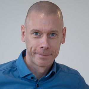 Dr. Frank Wenig