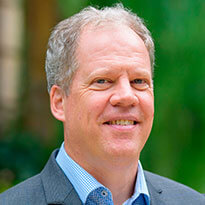 Adrián Caldart | IESE Business School