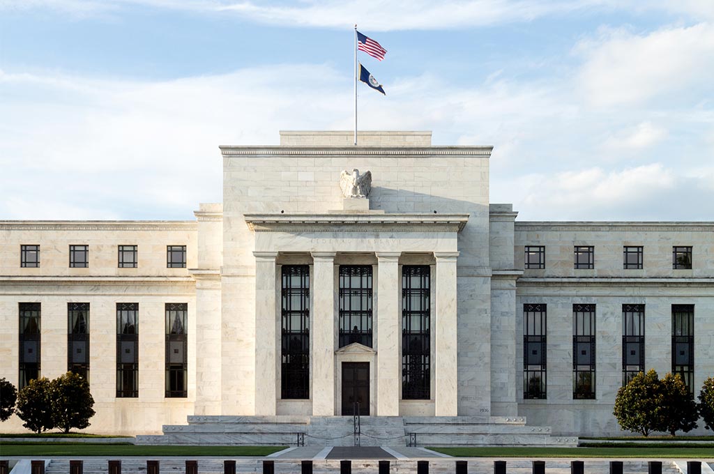 Front view of the U.S Federal Reserve building.