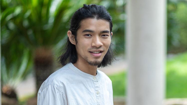 Steven (Sheng-Rong) Tan