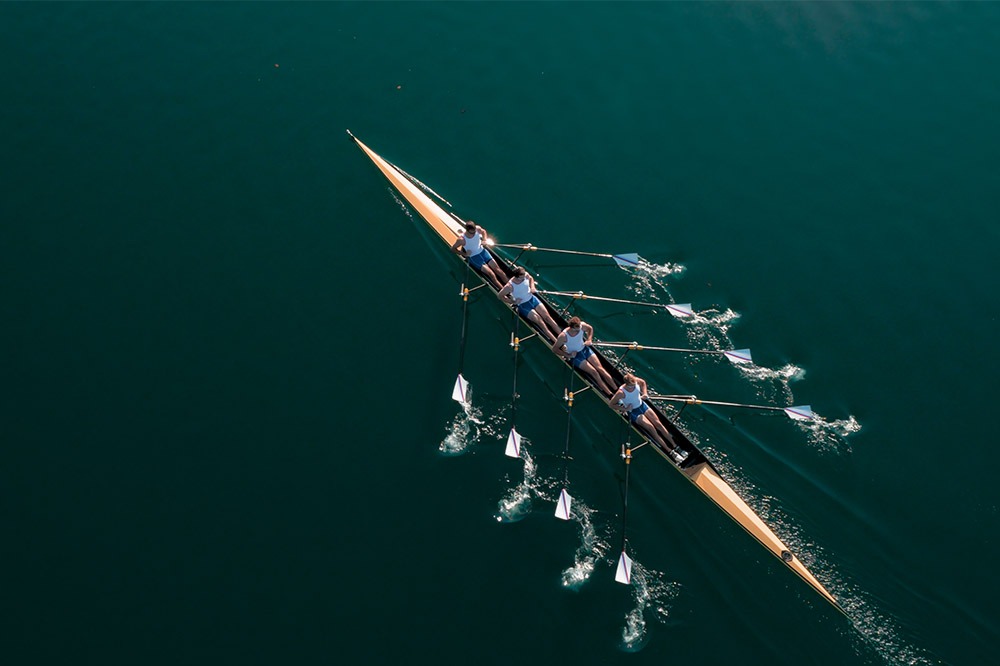 High Performance Team Rowing Leading high-performance teams: pillars and characteristics