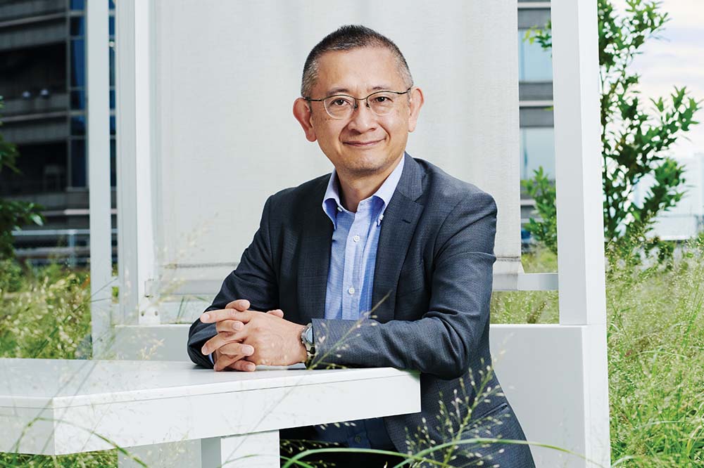 Hiroshi Tomita IESE MBA