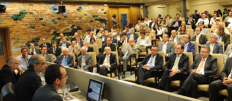 Crèdit Andorrà Chair of Markets, Organizations and Humanism Crèdit Andorrà Chair of Markets, Organizations and Humanism