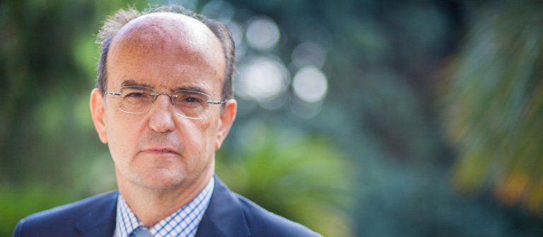 Prof. Santiago Álvarez de Mon Prof. Santiago Álvarez de Mon