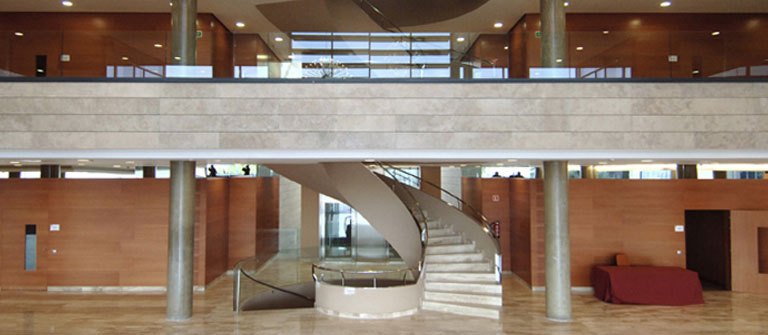 IESE Business School IESE Business School