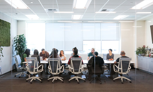 Top earners are increasingly isolated at work