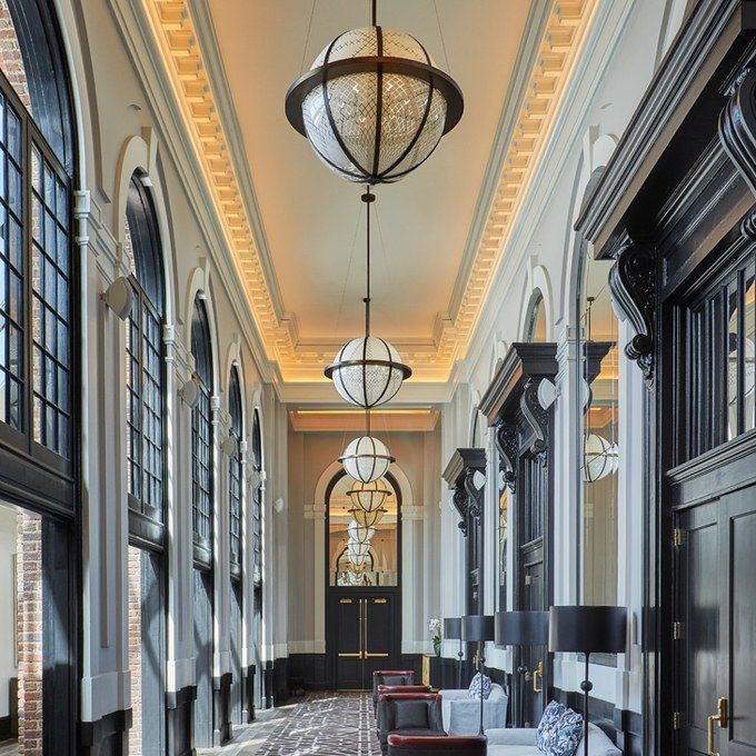 https://www.iese.edu/wp-content/uploads/2025/07/Park-Lane-Hotel-NYC.jpg