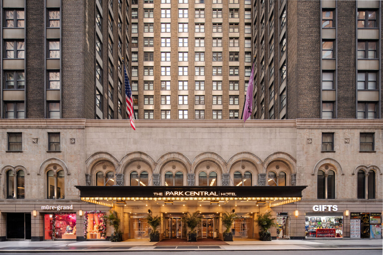 https://www.iese.edu/wp-content/uploads/2025/07/ParkCentralHotel-102024-JoeThomas-1-1536x1024-1.jpg