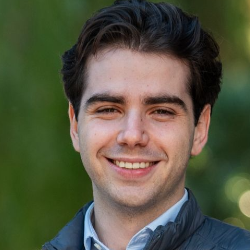 Román Modrego