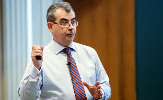 Bernardo Calleja | IESE Business School